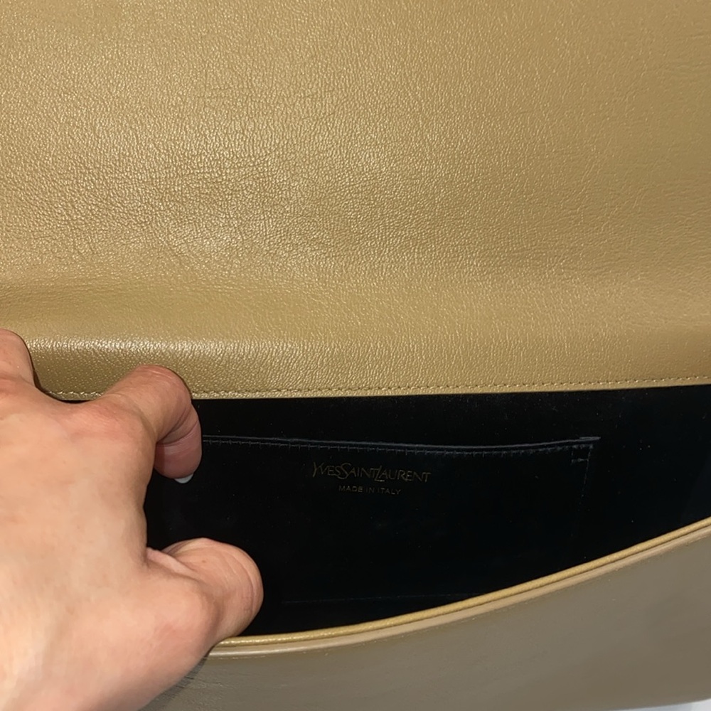 Brand new Saint Laurent clutch ysl - Picture 8 of 12